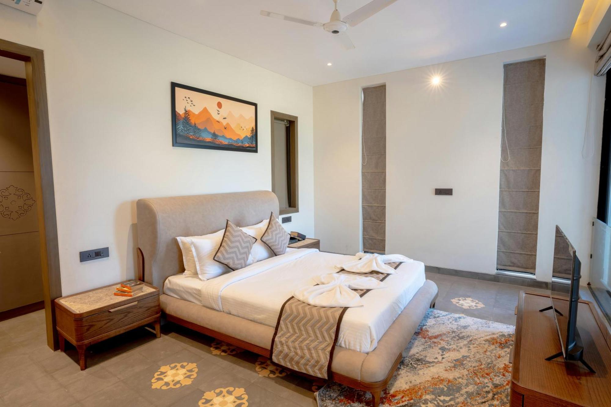 Hotel Ivy Plaza Near Igi Airport Új-Delhi Kültér fotó